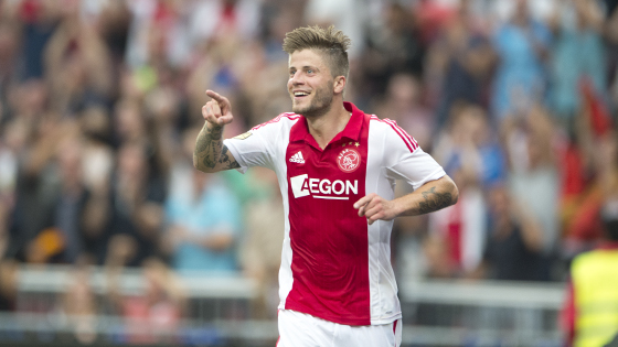 射门制造威 射门制造威