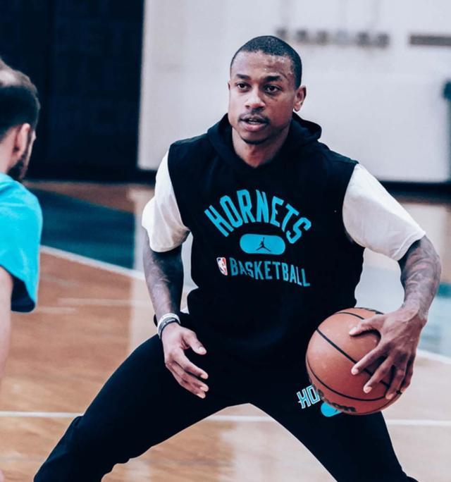 同时也在激 同时也在激