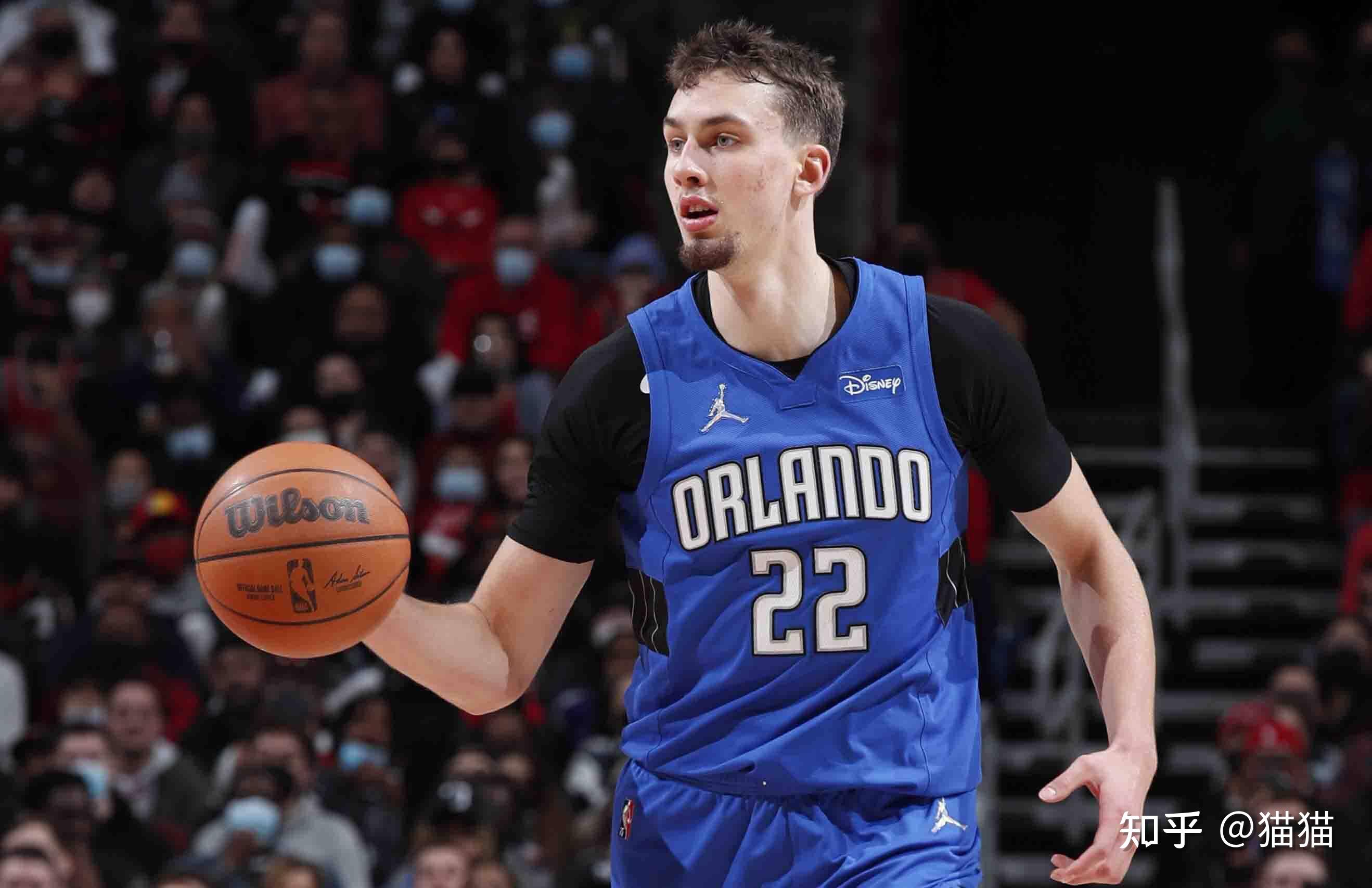 并迅速成为 并迅速成为